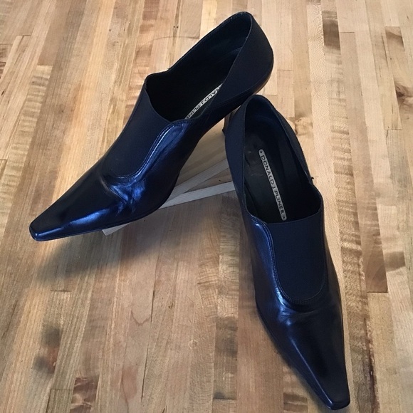 Donald Pliner Mato S4 Black Leather Elastic Gusset Pointy Toe Booties si… - Picture 1 of 8